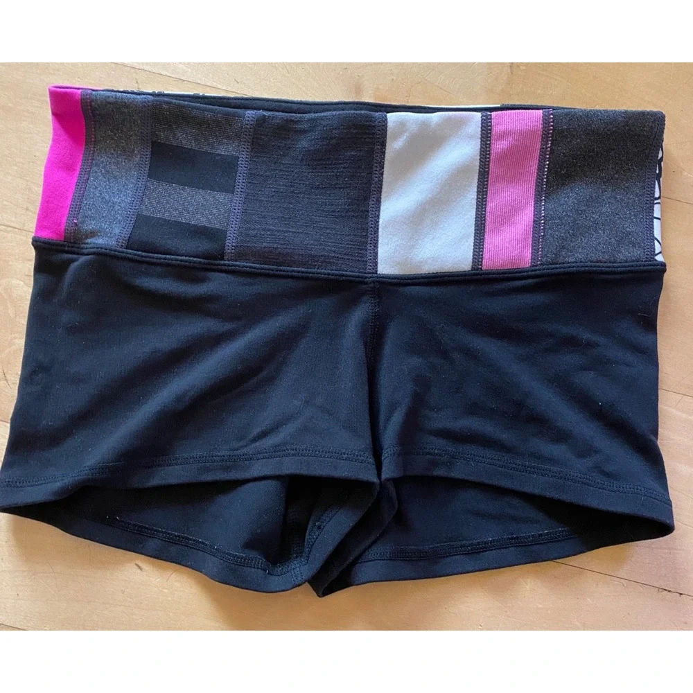 LULULEMON Reversible Boogie Short Black Purple Pink Colorblock Stripes Yoga 4